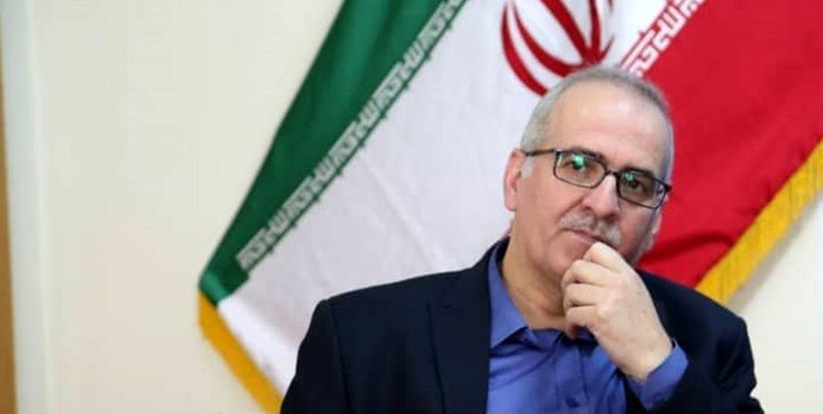 استقلال جهانی را می خواهد به ما درخواست بدهد