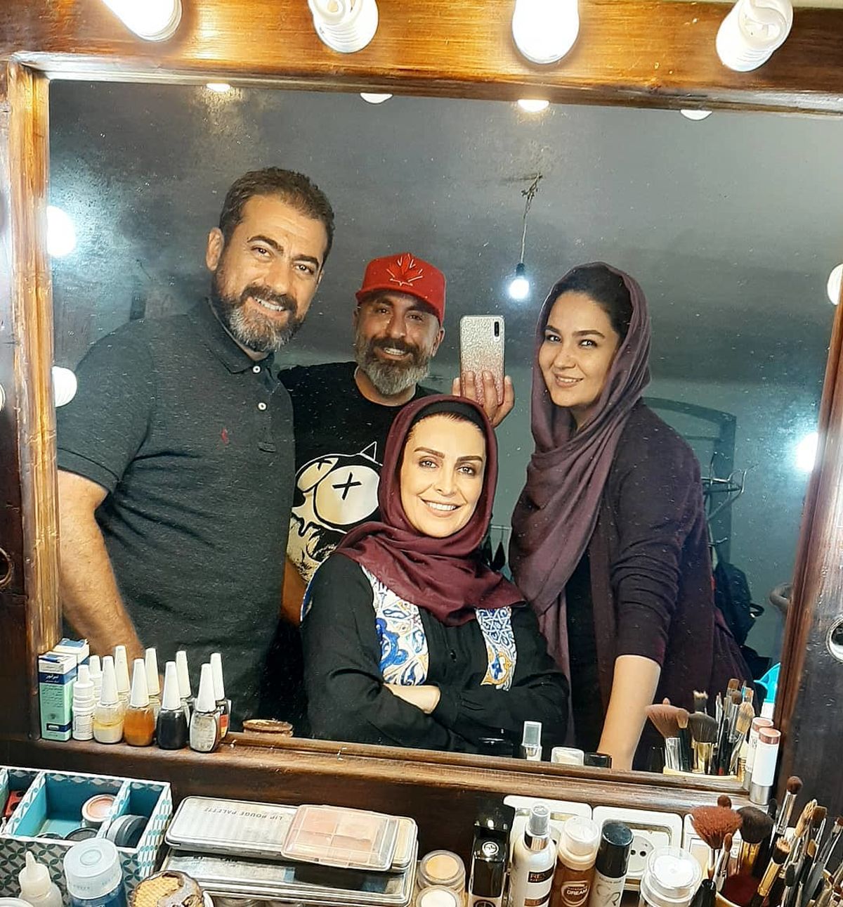 خانم بازیگر مرضیه در اتاق گریم+عکس