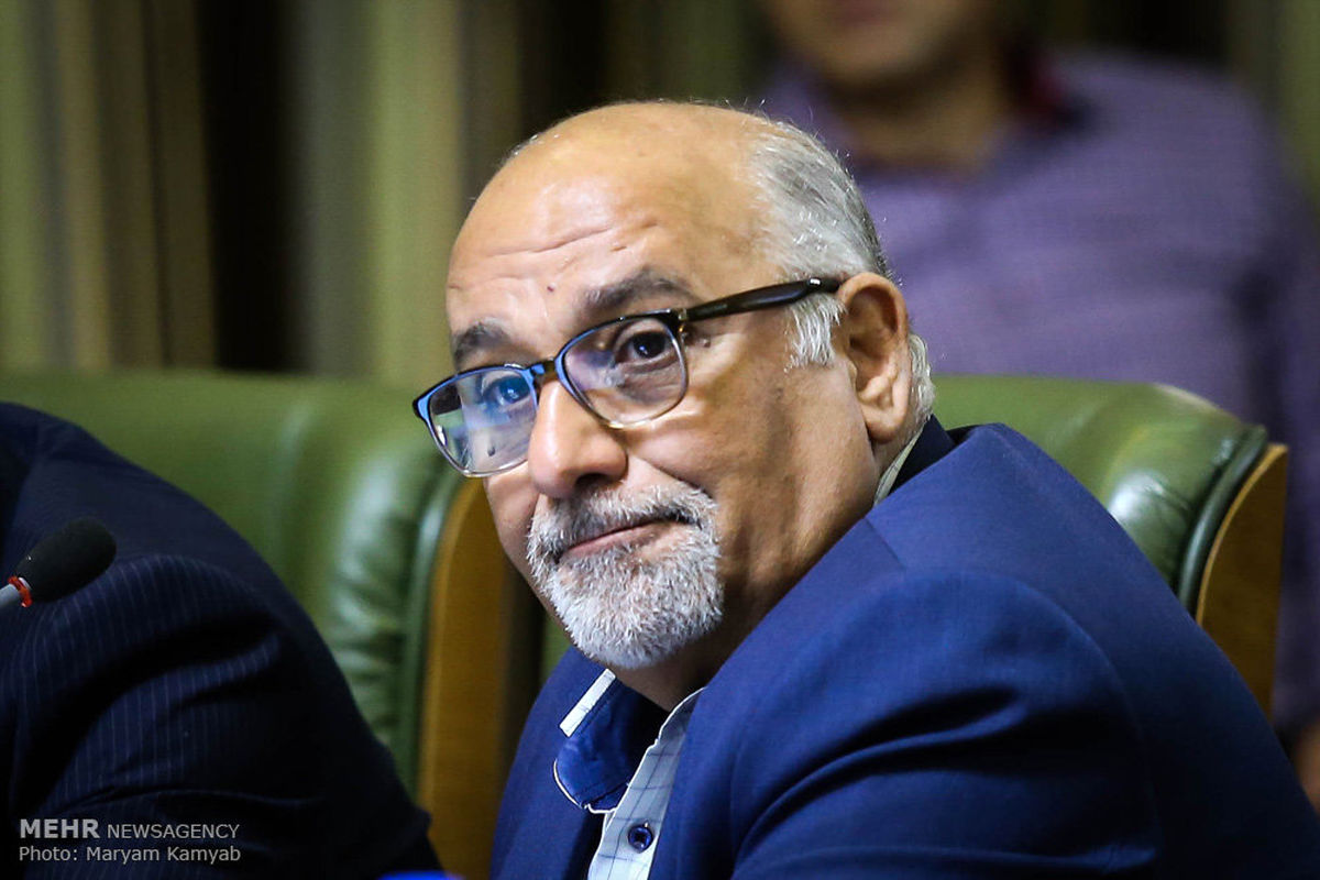 تذکر در خصوص دیوار کشی خیابان بهارستان