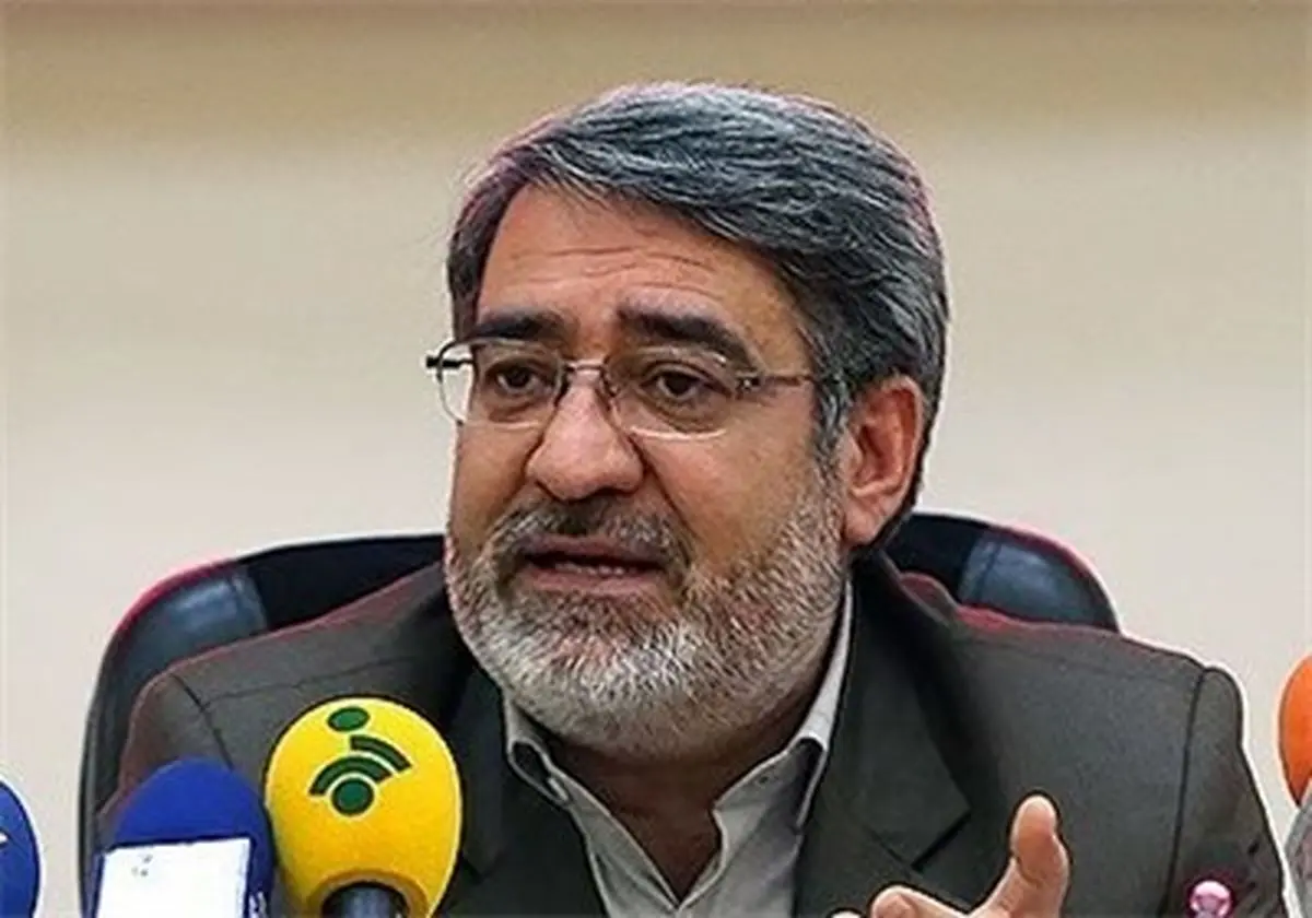 وزیر کشور: زنگ خطر آب‌به صدا درآمده است