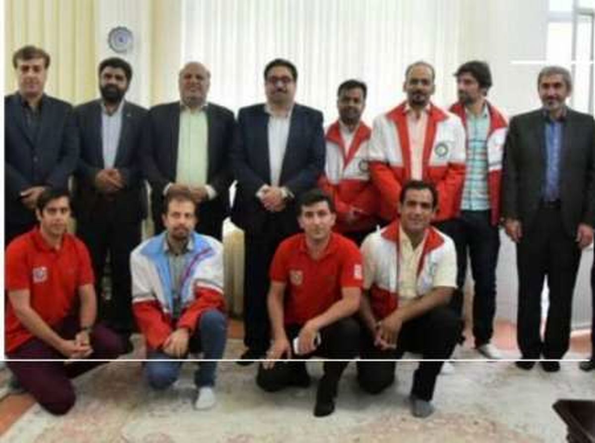 ایرانیان با هوشمندی منافع ملی را حفظ کند