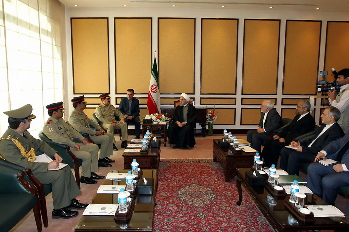 روحانی به فرمانده ارتش پاکستان چه گفت؟