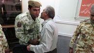 تکاور ارتشی "کیف ۳ و نیم میلیاردی" را به صاحبش بازگرداند + عکس