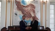 دیدار سفیر ایران با مدیر اجرایی نمایشگاه هوایی ترکیه