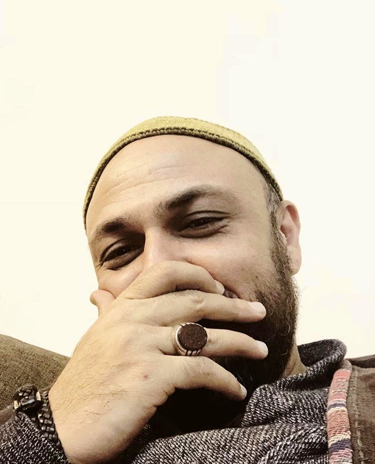 ظاهر متفاوت علیرضا کمالی + عکس