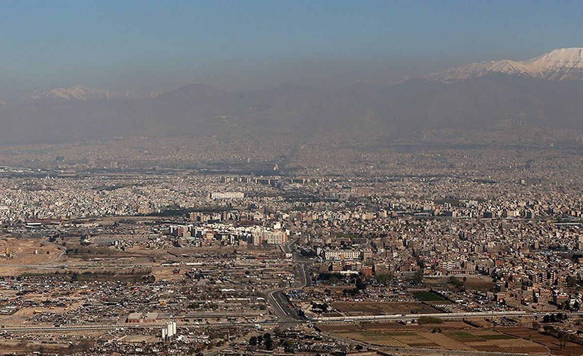 راه رفتن در تهران پولی می‌شود
