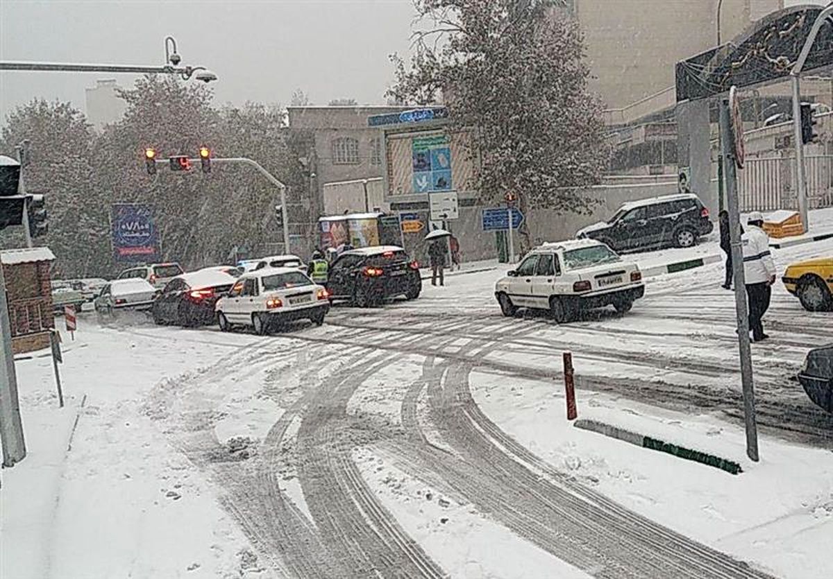 تهران برفی می شود
