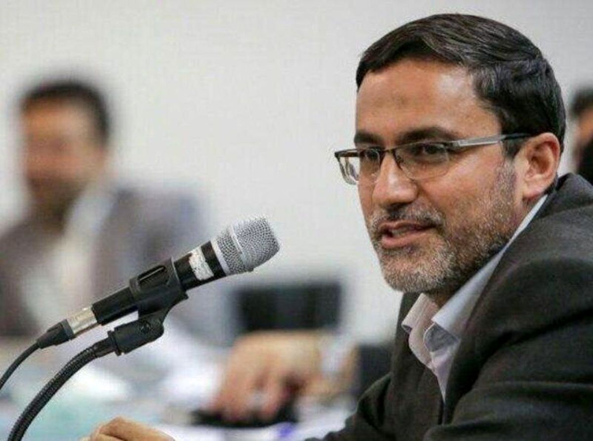 آیین‌ نامه واردات خودرو در کمیسیون صنایع و معادن مجلس بررسی شد