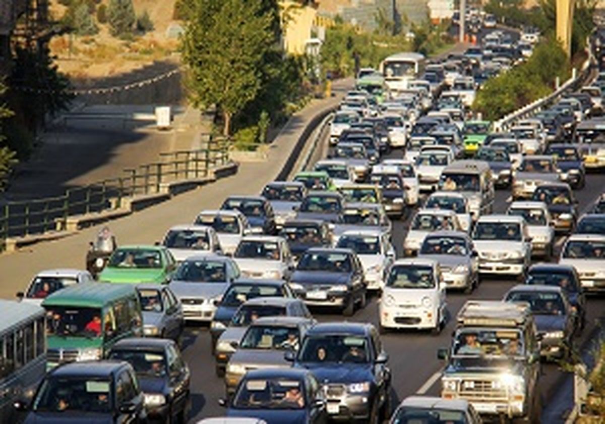 ترافیک نیمه سنگین و مه گرفتگی در جاده‌های کشور