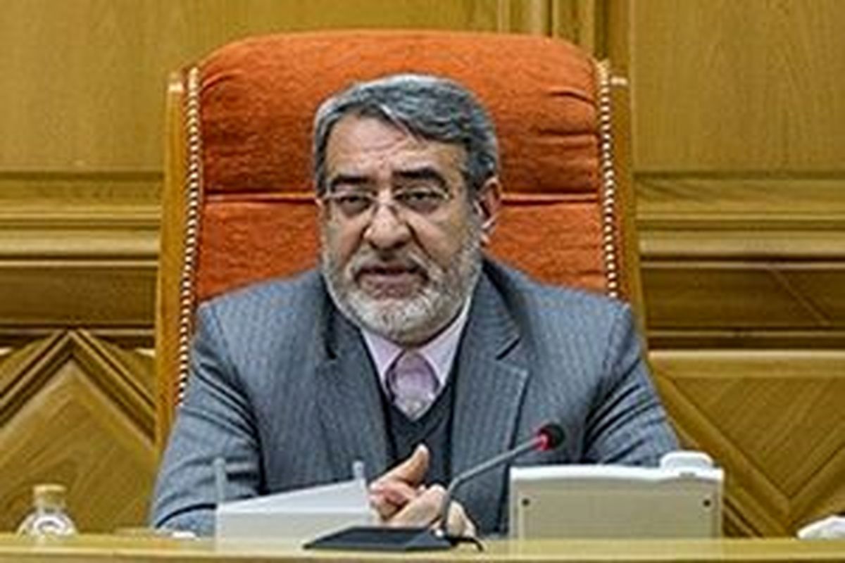 اطمینان‌دهی وزیر کشور به مردم برای کنترل قیمت‌ها