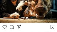 مجسمه چوبی دست ساز آقای بازیگر + عکس
