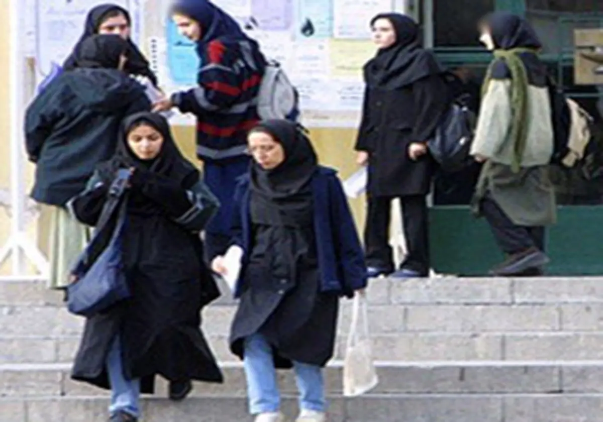 حذف کمک هزینه دانشجویان تحت پوشش بهزیستی تکذیب شد 