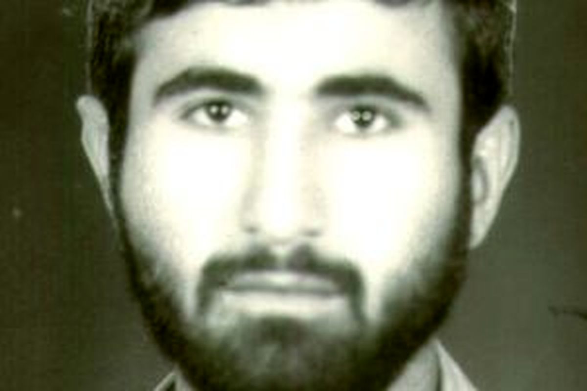      

در شهادت فرزندم کسی اشک نریزد
