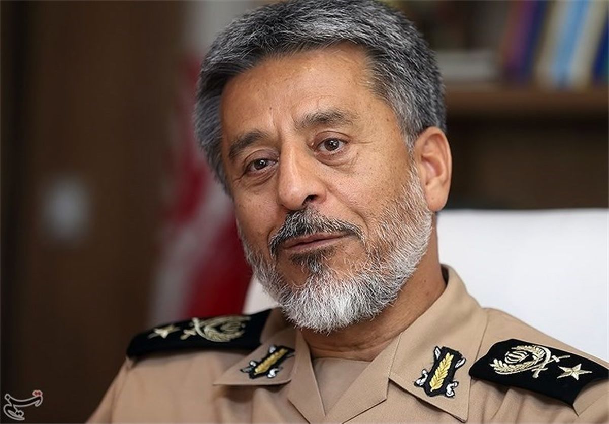 دریادار سیاری درگذشت مادر شهید صیادشیرازی را تسلیت گفت