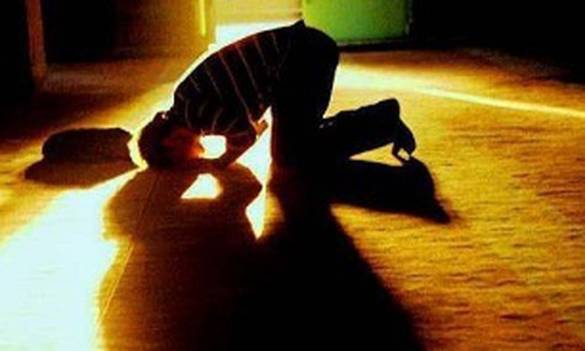 نحوه خواندن نماز وحشت یا نماز شب اول قبر