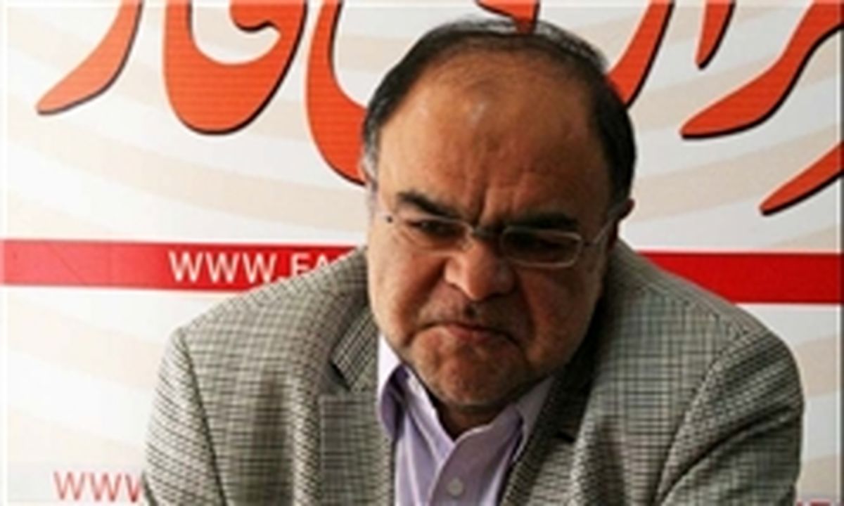 نمادهای رنگی انتخابات را از عقلانیت خارج می‌کند