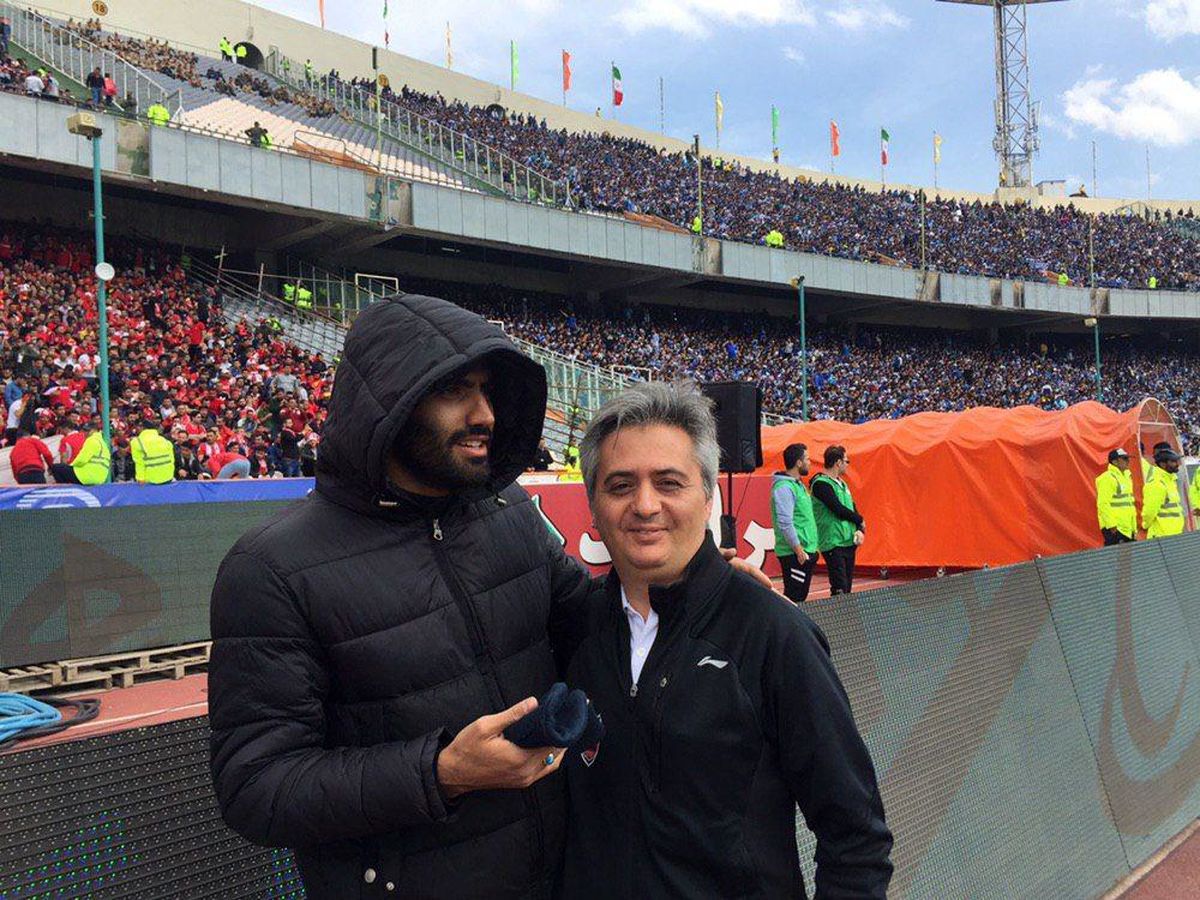 حضور مدافع مصدوم پرسپولیس در ورزشگاه آزادی