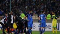 هافبک استقلال باید جراحی شود