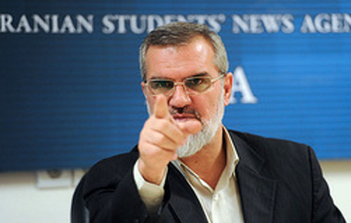 رویانیان: چرا سپاهانی‌ها به خودشان گرفته‌اند؟