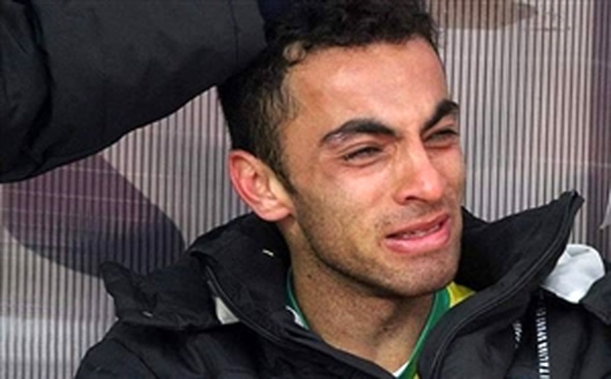 مهاجم پیکان عزادار شد