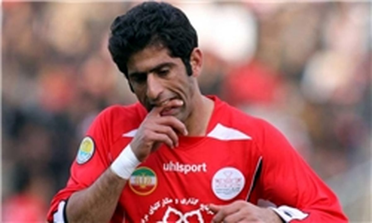 مجتبی زارع از پرسپولیس شکایت کرد