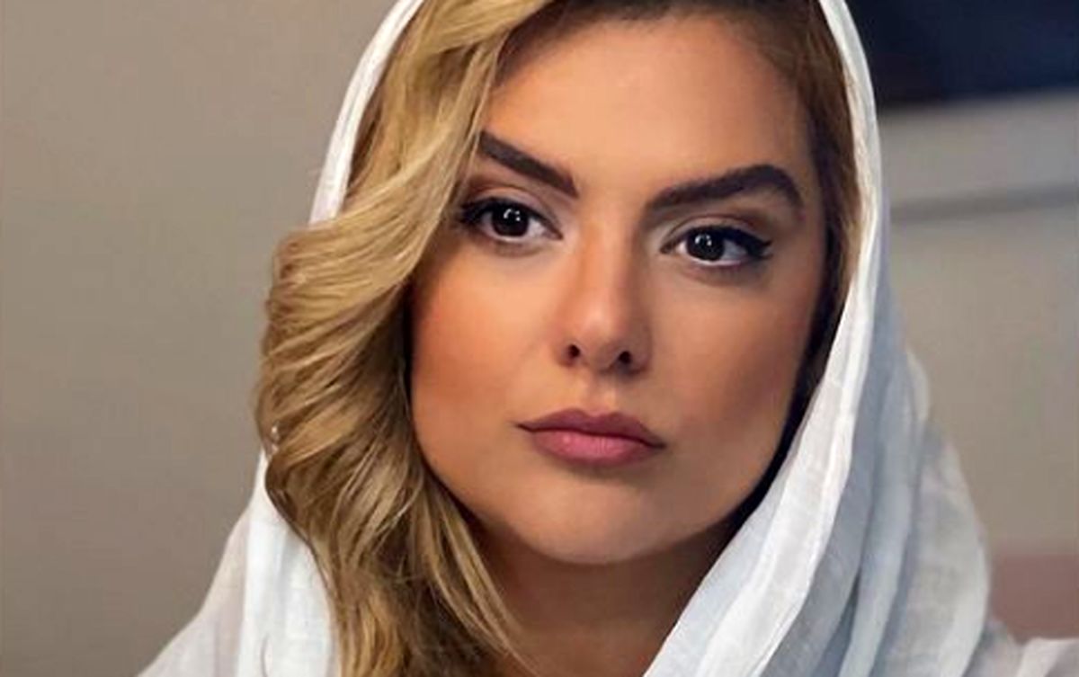 چهره میکاپ شده دنیا مدنی + عکس