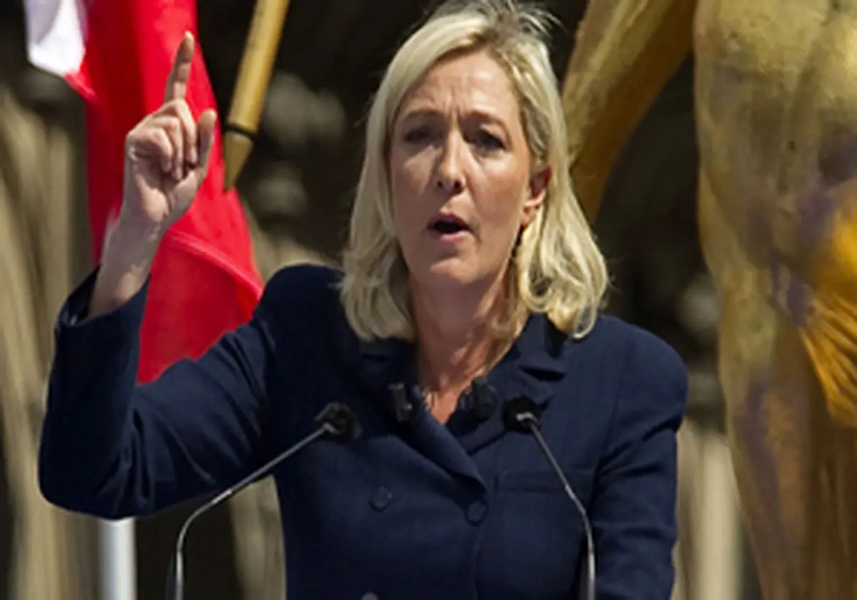 فرانسه باید به ایران و روسیه نزدیک شود