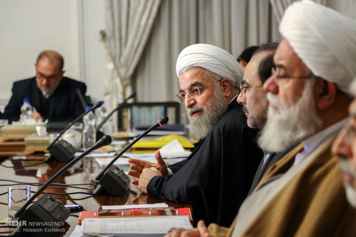 دعوت روحانی از مردم برای حضور در راهپیمایی ٢٢ بهمن
