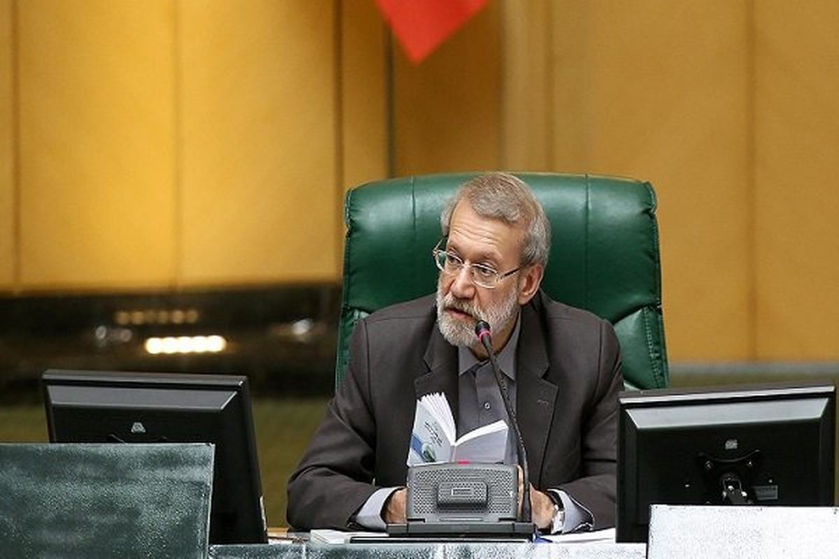 توصیه‌های لاریجانی به نمایندگان در مورد استیضاح وزرا