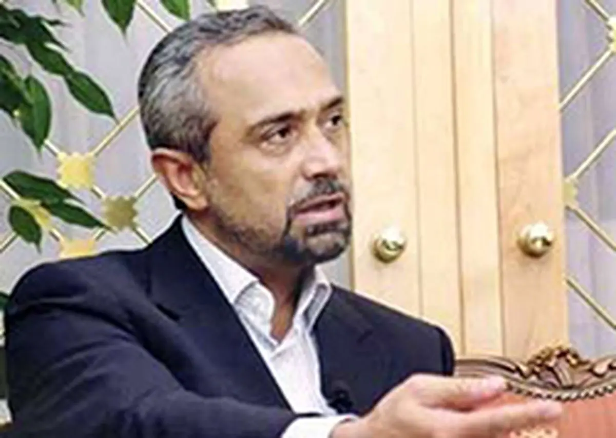 نهاوندیان: دولت وضعیت تیم ملی فوتبال را پیگیری می کنند