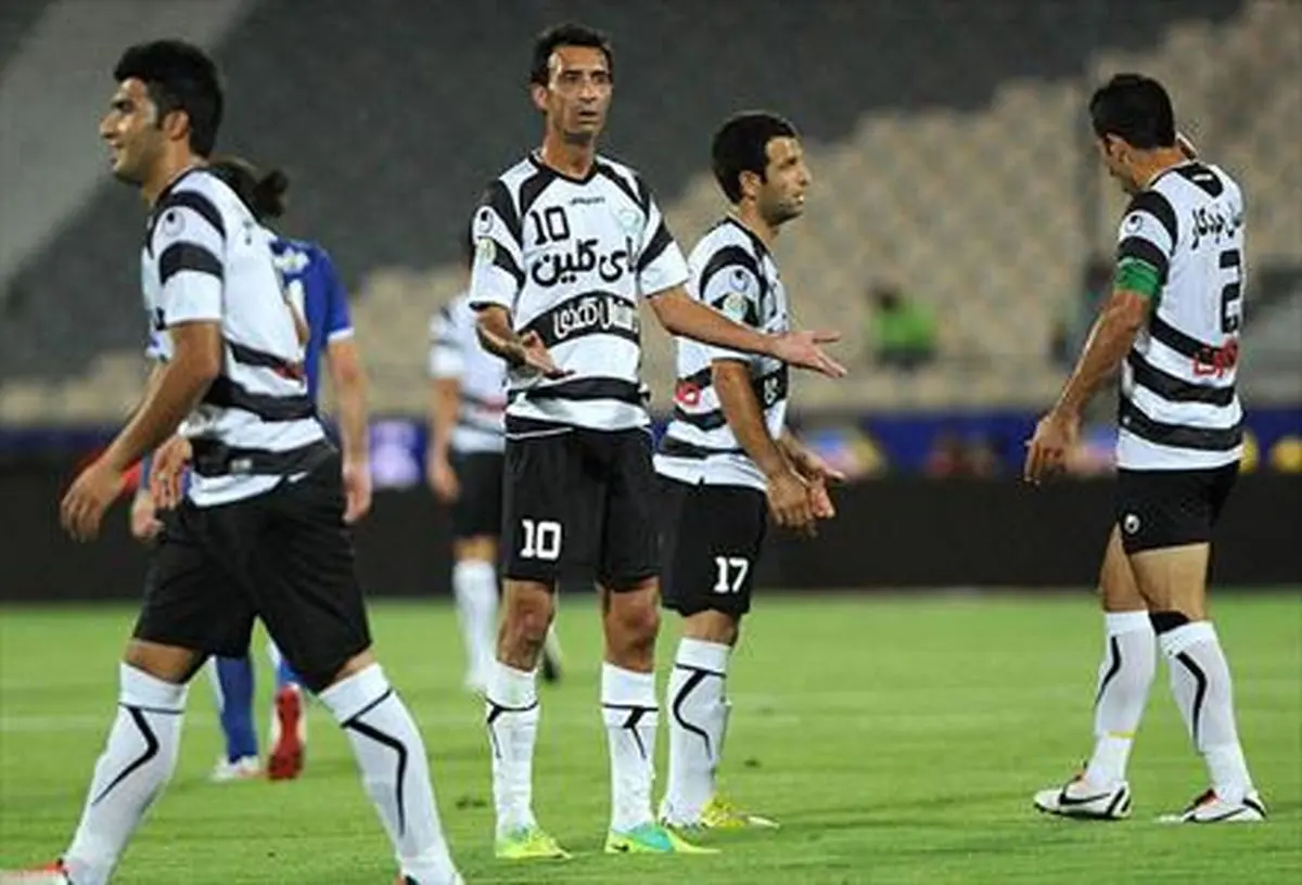 مهاجم جدیدنیم فصل در استقلال! ؟