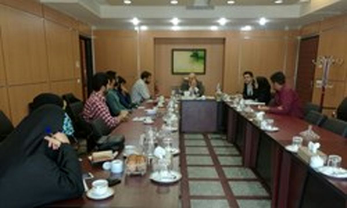 عدم پاسخ رئیس سازمان محیط‌زیست به سوالی در مورد « کاوه مدنی»