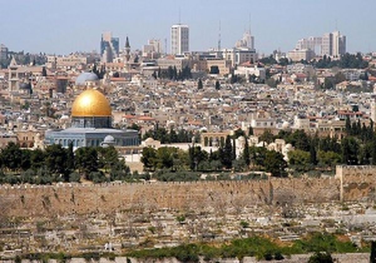 عربستان و امارات در مجاورت مسجدالاقصی زمین می‌خرند!