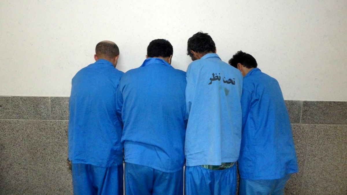 دستگیری سارقان خانه‌های خمینی شهر