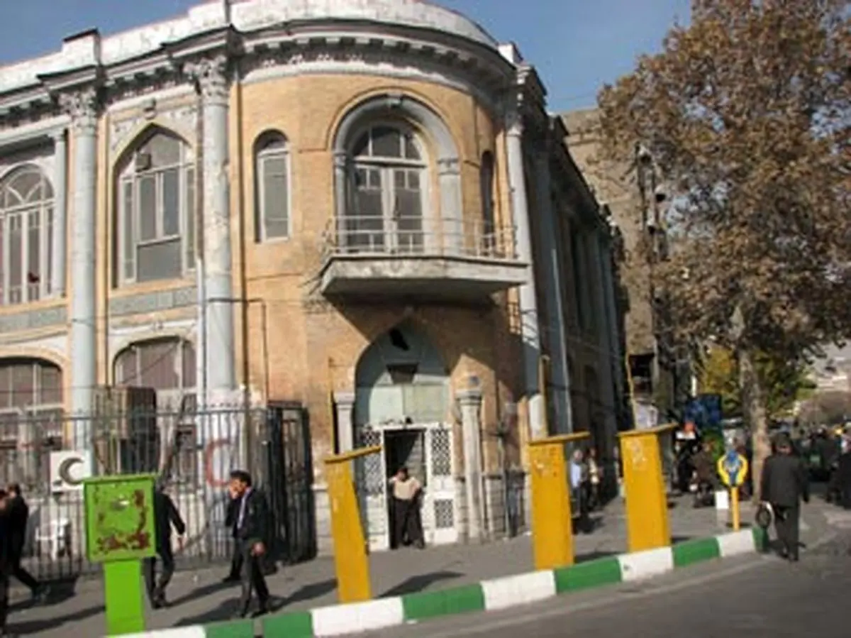 تلاش هلال احمر برای تبدیل موزه صنعتی به دفترکار