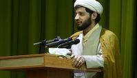 او به شيوه باران پر از طراوت تكرار بود