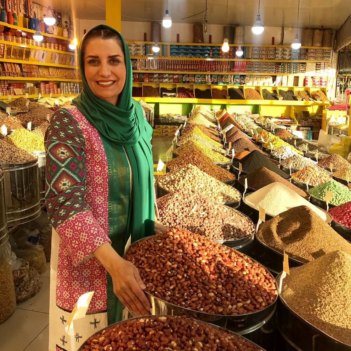 مغازه عطرفروشی فریبا کوثری+عکس