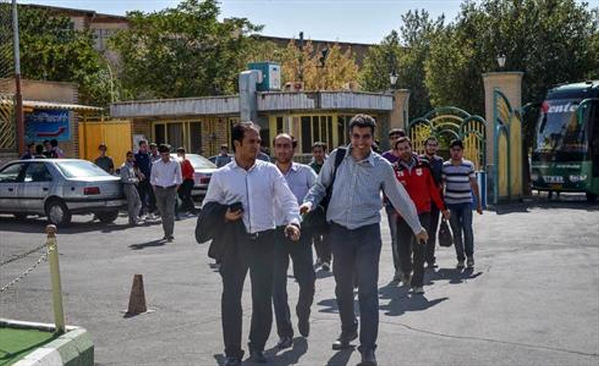 معضلی که روی مخ عادل فردوسی پور است