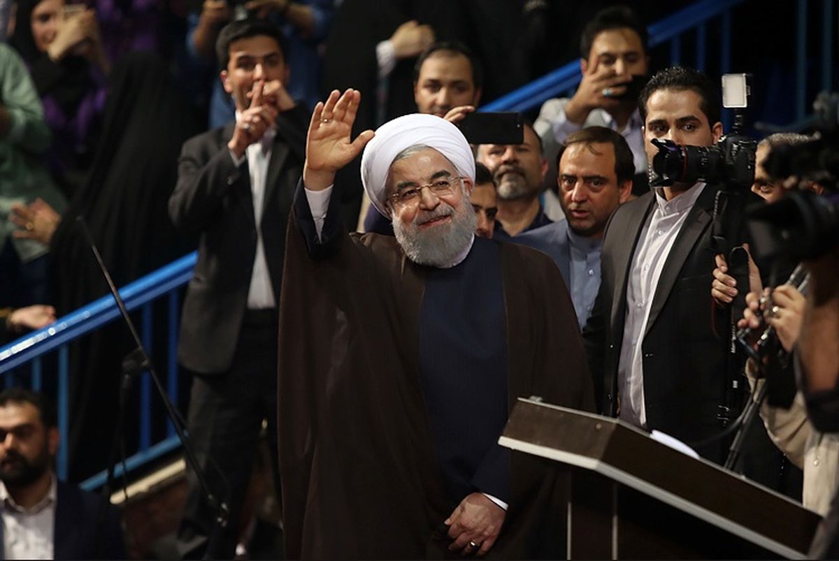 تغییرات ملموسی روحانی از شیرودی تا آزادی/ نارضایتی اصلاح طلبان بخاطر عدم اجرای شعارهای سیاسی