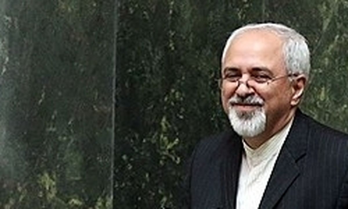 به آنهایی که با ملاحظات سیاسی آمده‌اند، تعهدی ندارم