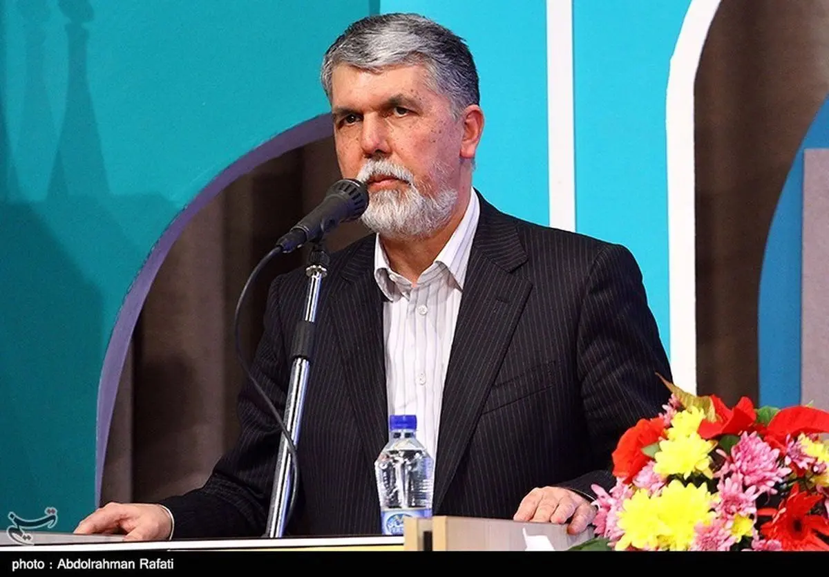 صالحی: بحران کتاب‌نخوانی کم خطرتر از بحران آب نیست