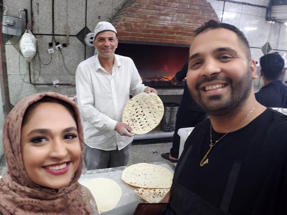 فریبا باقری در صف نانوایی محلشون + عکس