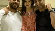 باران خانم در آغوش پژمان جمشیدی و پژمان بازغی + عکس