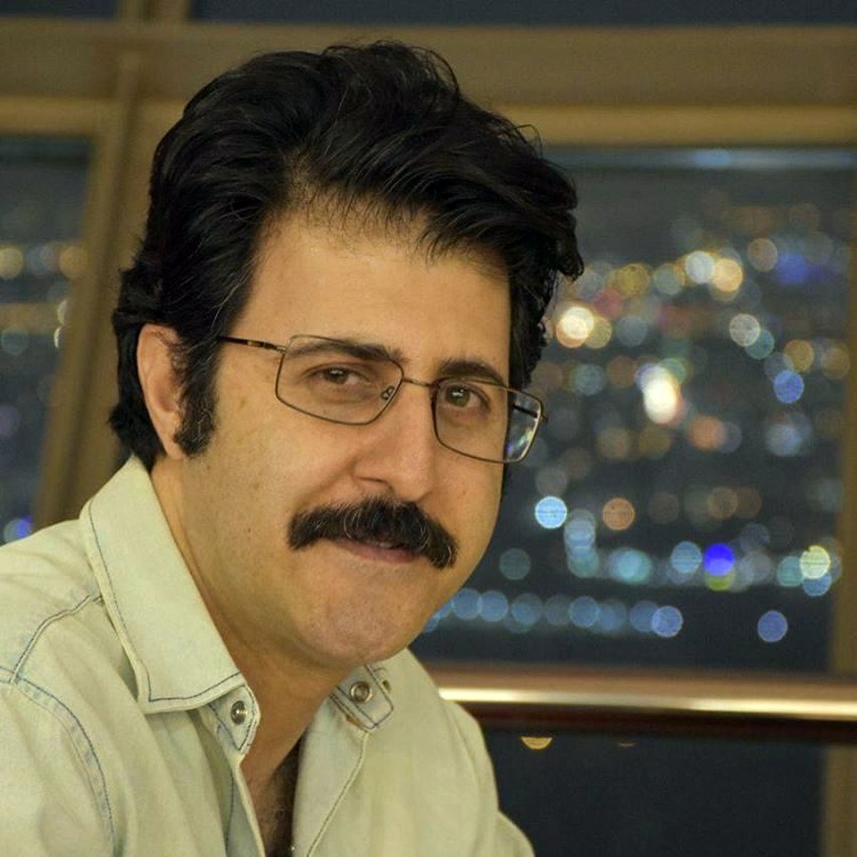 واکنش هومن حاجی عبدالهی به وضعیت اقتصادی
