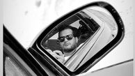 تصویر آقای بازیگر در آیینه بغل ماشینش + عکس