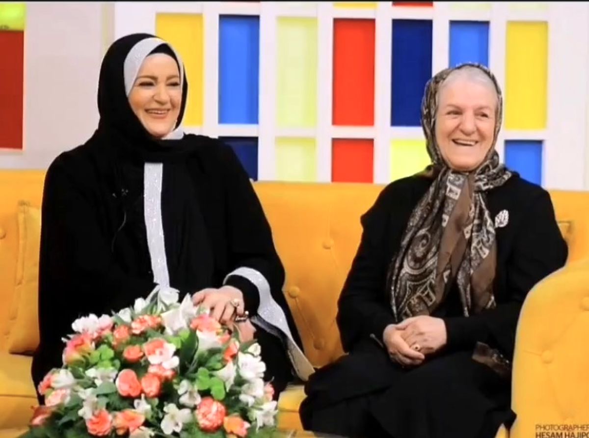 نعیمه نظام دوست در کنار مادرش + عکس