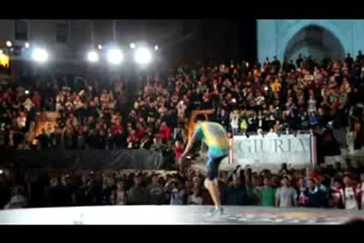 من با 10 مربی لیگ برتری کار کرده ام!/ مصاحبه جالب با یک جادوگر فوتبالی