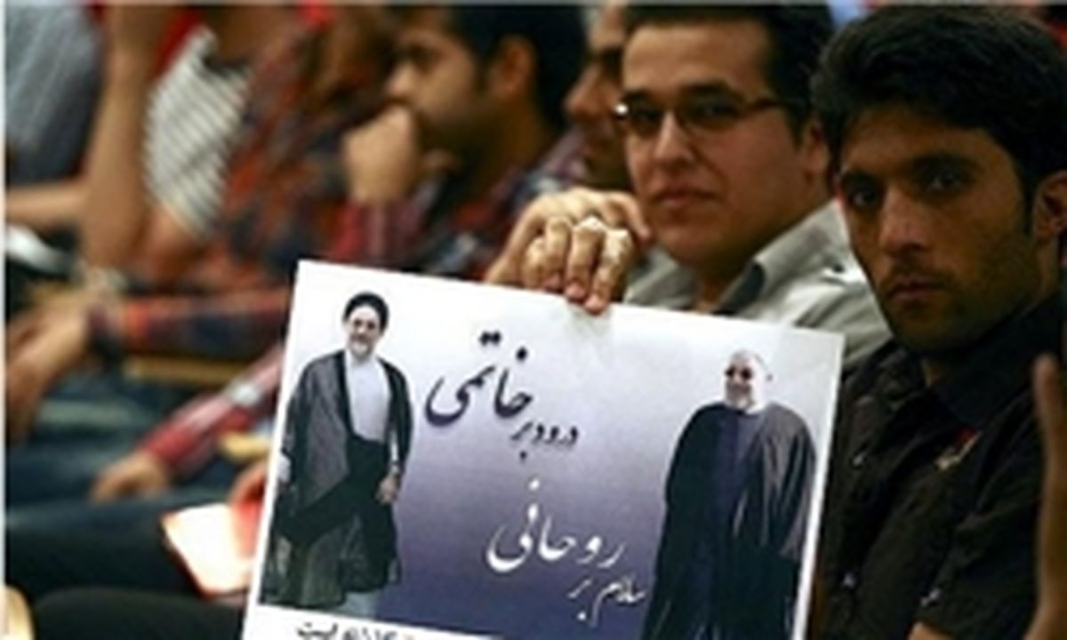 واکنش ضد انقلاب فراری به پوستر تبلیغاتی روحانی+عکس