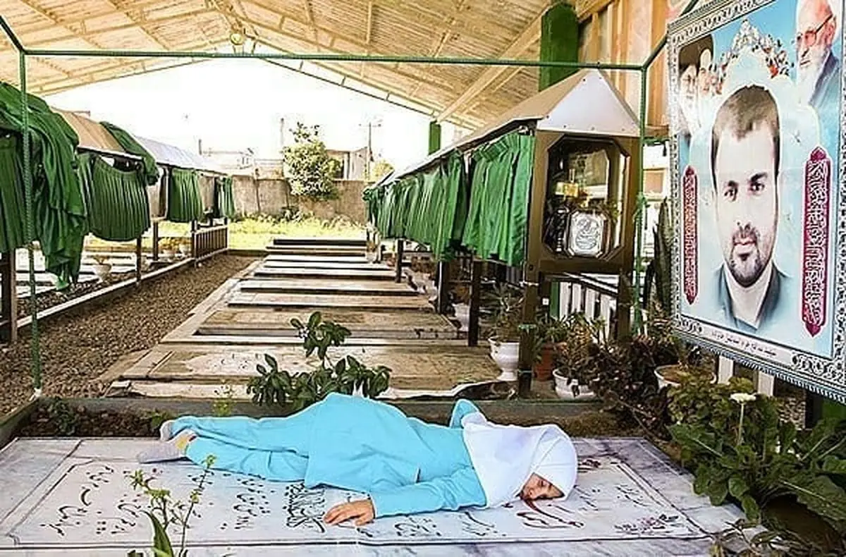 عکس دختر آبی واقعی در صفحه خانم مجری