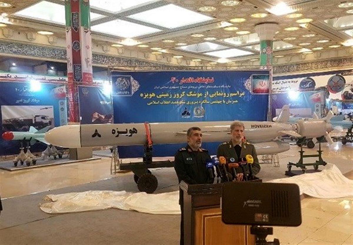 جدیدترین موشک کروز زمینی ایران با نام "هویزه" رونمایی شد